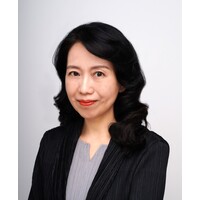 職稱：副教授
學歷：國立中山大學社科院中山學術研究所經濟組 博士
專長：經濟學、港口經濟
分機：07-3617141 轉 23163
E-mail：sjshyen@nkust.edu.tw
個人教學網頁